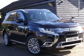 MITSUBISHI OUTLANDER 2019 (19) at Simon Shield Cars Ipswich