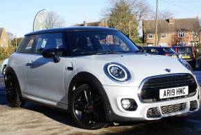 MINI HATCHBACK 2019 (19) at Simon Shield Cars Ipswich